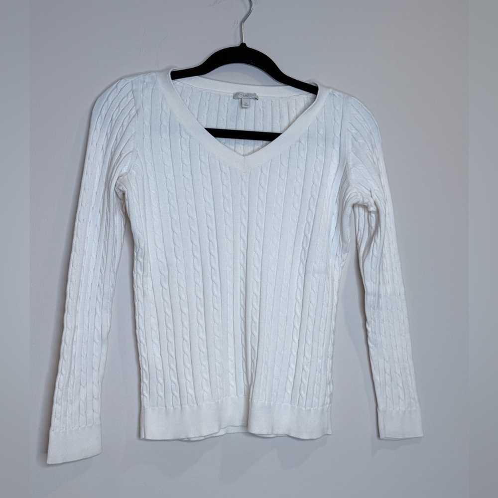 🔥Talbots White V-Neck Cable Sweater🔥